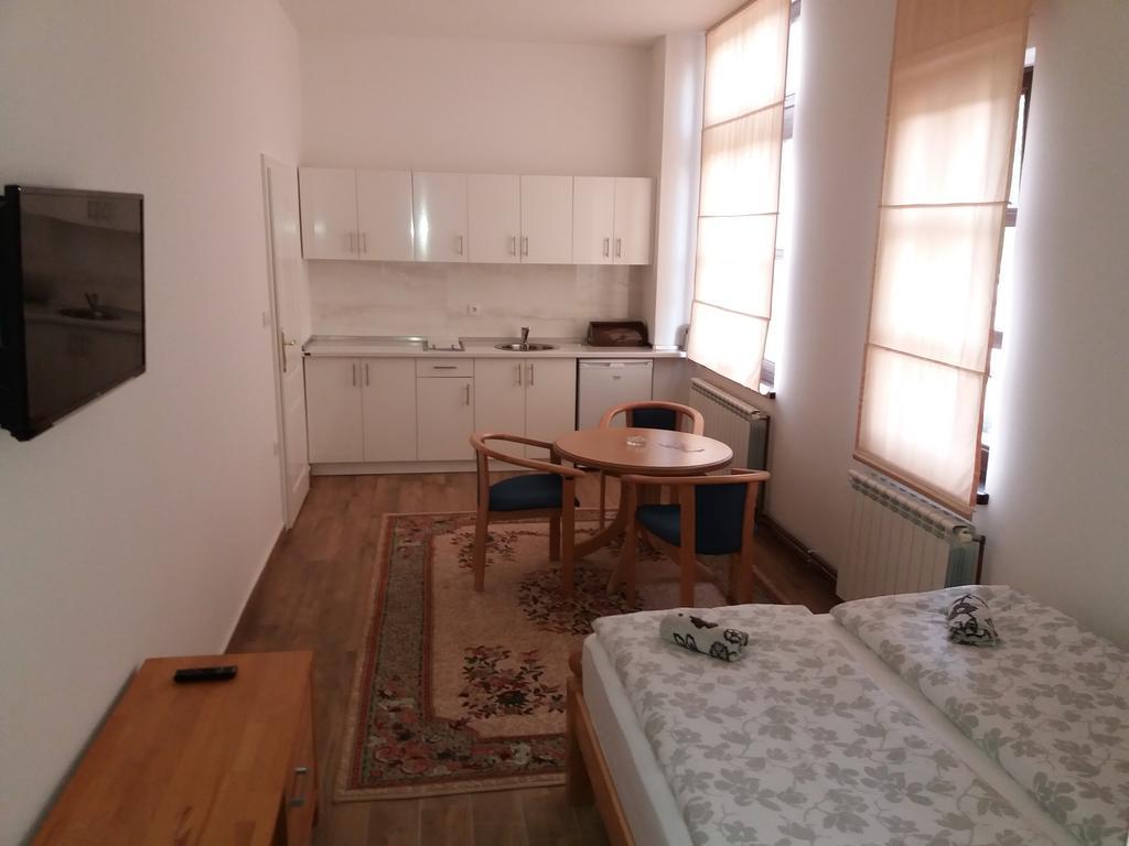 Apartments Ferhadija バニャ・ルカ エクステリア 写真